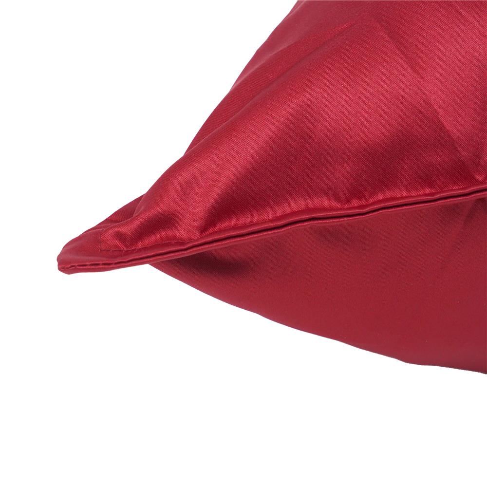 หมอนอิง HOME LIVING STYLE SATINY 24X24 นิ้ว สีแดง