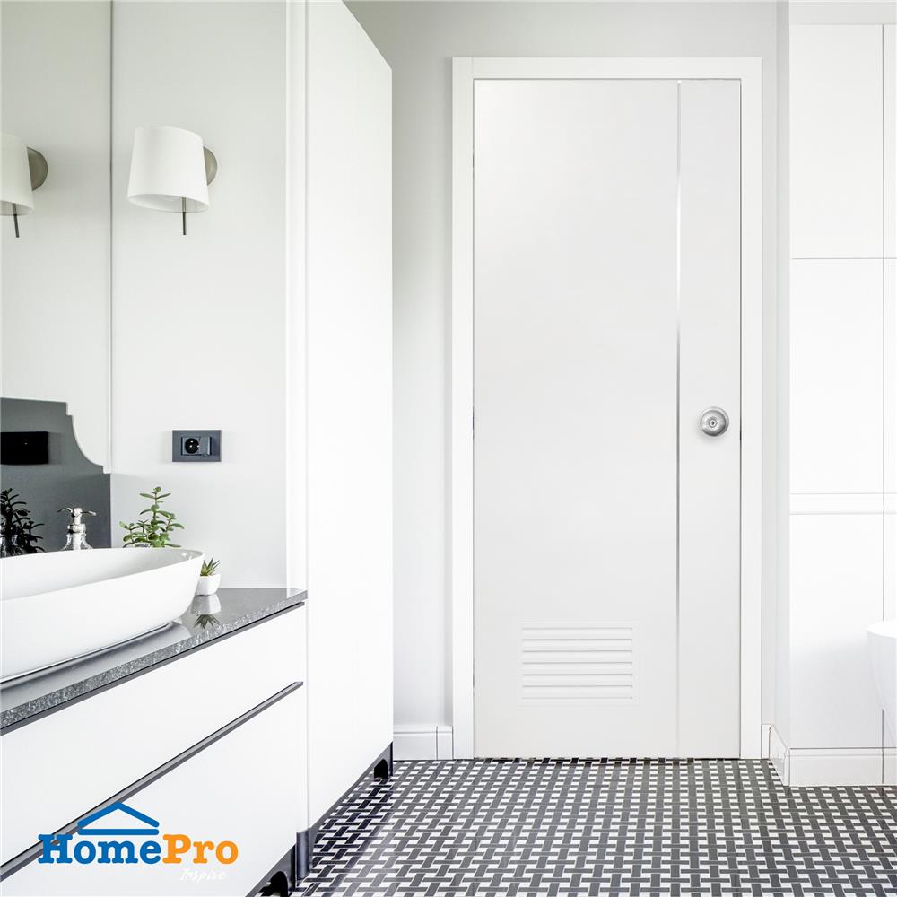 ประตูห้องน้ำ UPVC AZLE BN-01 เกล็ดล่าง 70X200 ซม. สีขาว เจาะลูกบิด
