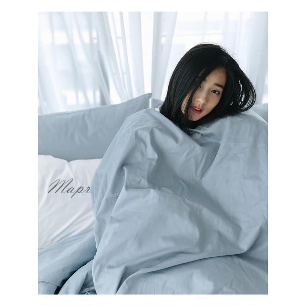 ชุดผ้าปูที่นอน 6 ฟุต 7 ชิ้น BENEATH LIGHT BLUE