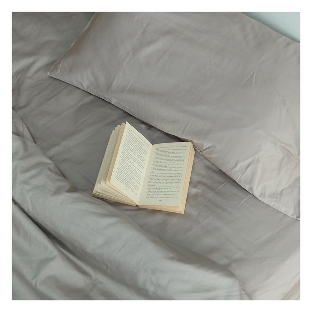 ชุดผ้าปูที่นอน 6 ฟุต 7 ชิ้น BENEATH GENTRY GREY