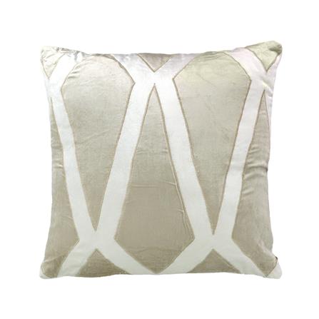 หมอนอิง HOME LIVING STYLE MONIQUE 18X18 นิ้ว สีครีม