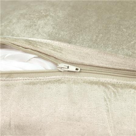 หมอนอิง HOME LIVING STYLE MIKA 18X18 นิ้ว สีครีม_2