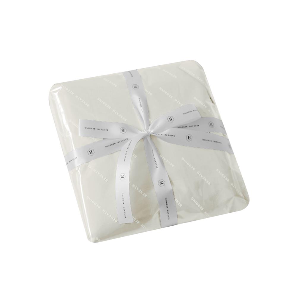 ชุดผ้าปูที่นอน 6 ฟุต 8 ชิ้น BENEATH OFF WHITE