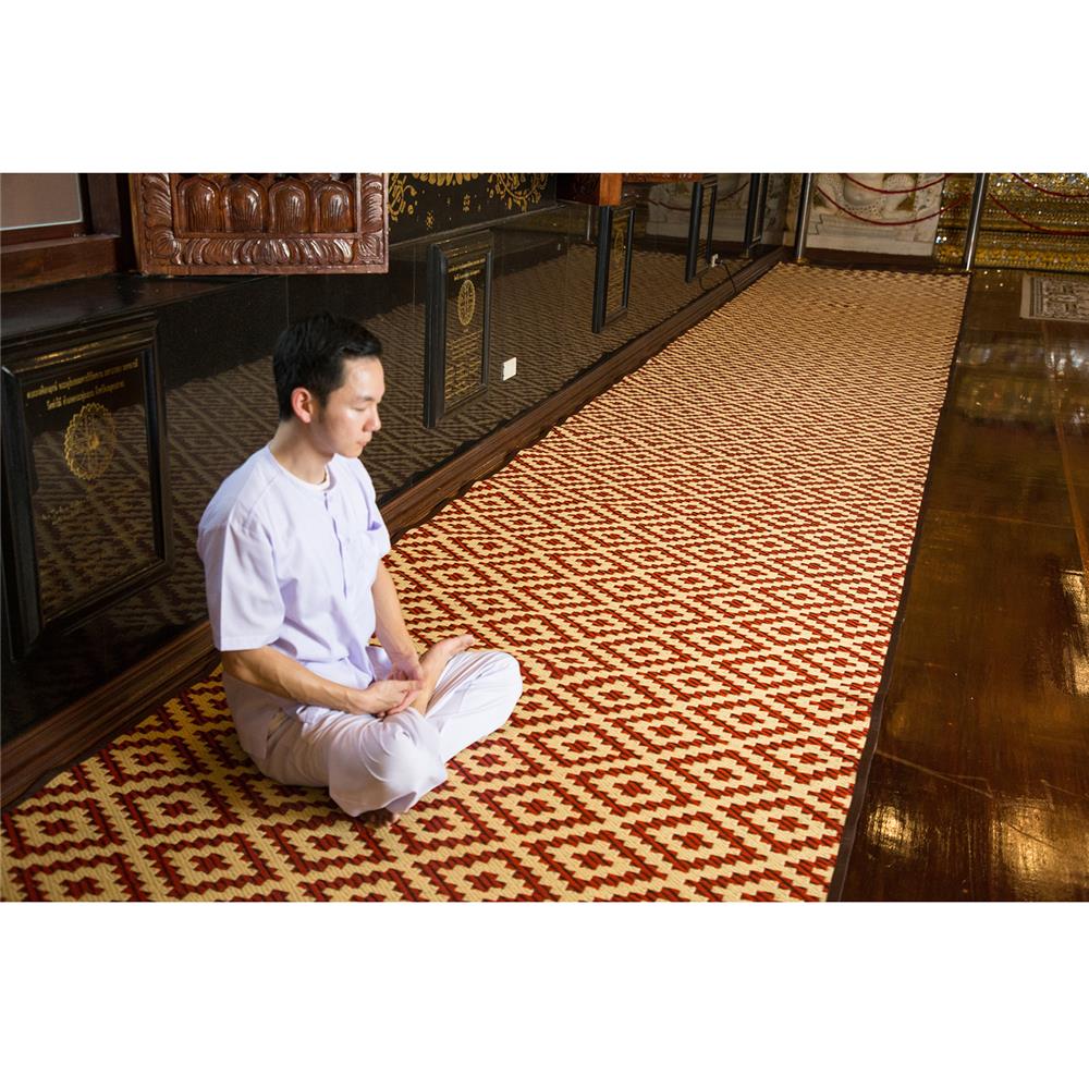 เสื่อวัด THA-WAI BURGUNDY 150X1000 ซม. สีดำ/ครีม/แดง