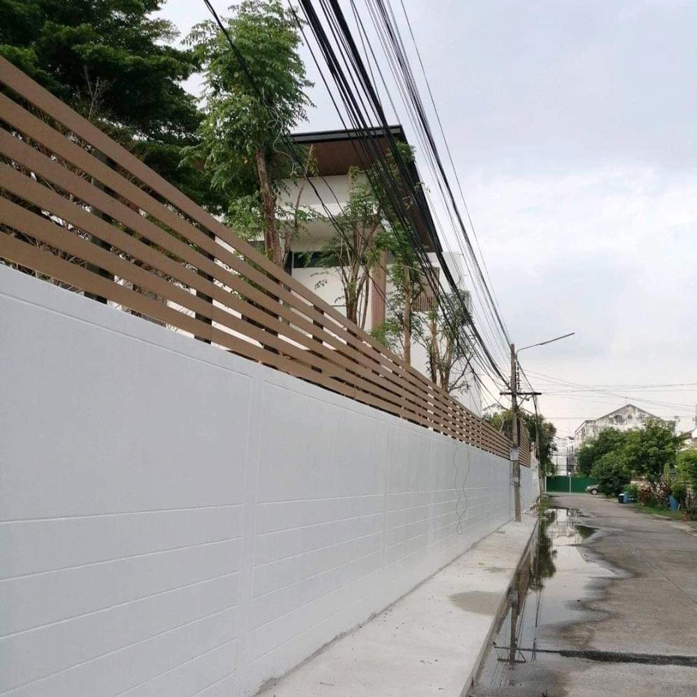 ไม้ระแนง WATSADUNIYOM แบบตันเรียบปัดเสี้ยน 9.0X1.3X300 ซม. สีสัก