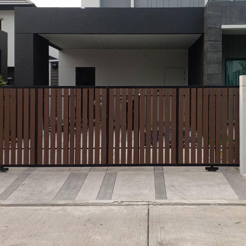 ไม้ระแนง WPC แบบตัน WATSADUNIYOM 9.0x1.3x300 ซม. สีน้ำตาลช็อกโกแลต