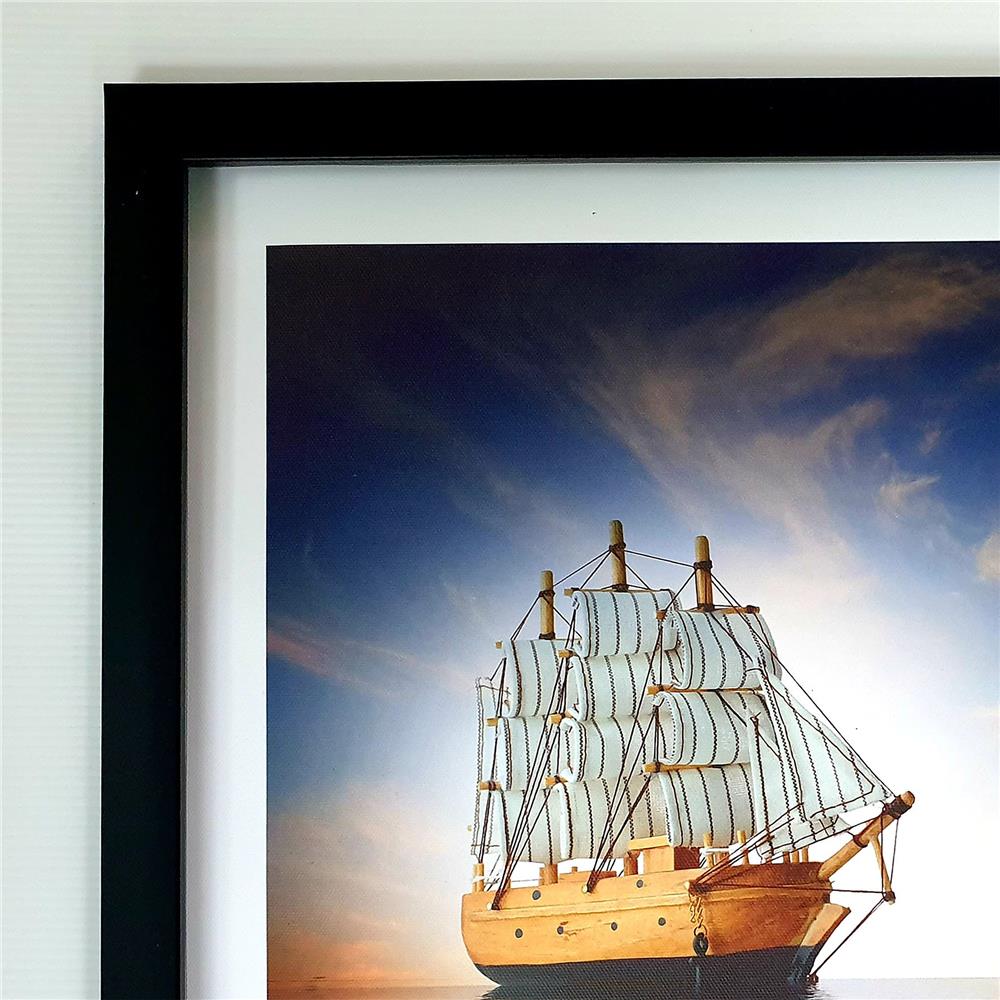 กรอบรูป PTS BARQUE 18X14 นิ้ว สีดำ