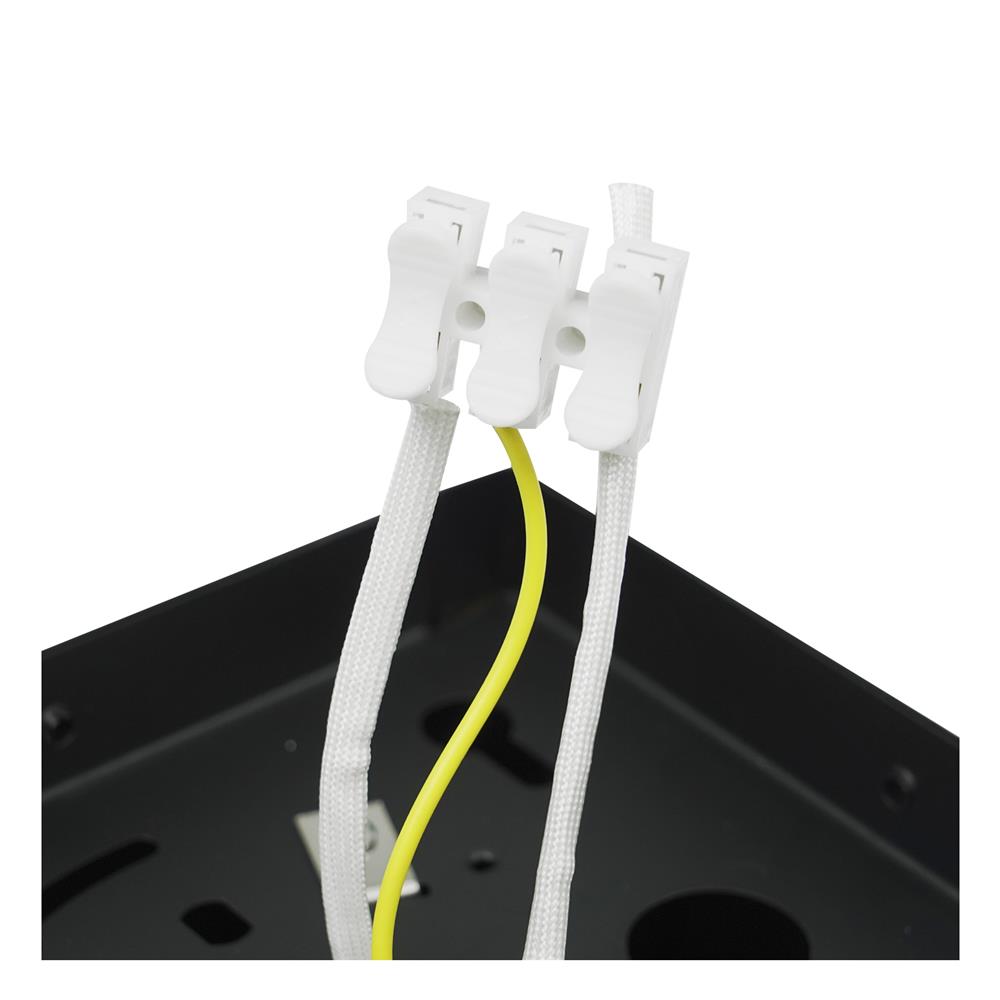 ดาวน์ไลท์ CARINI CS17-4 สีดำ 5 นิ้ว เหลี่ยม