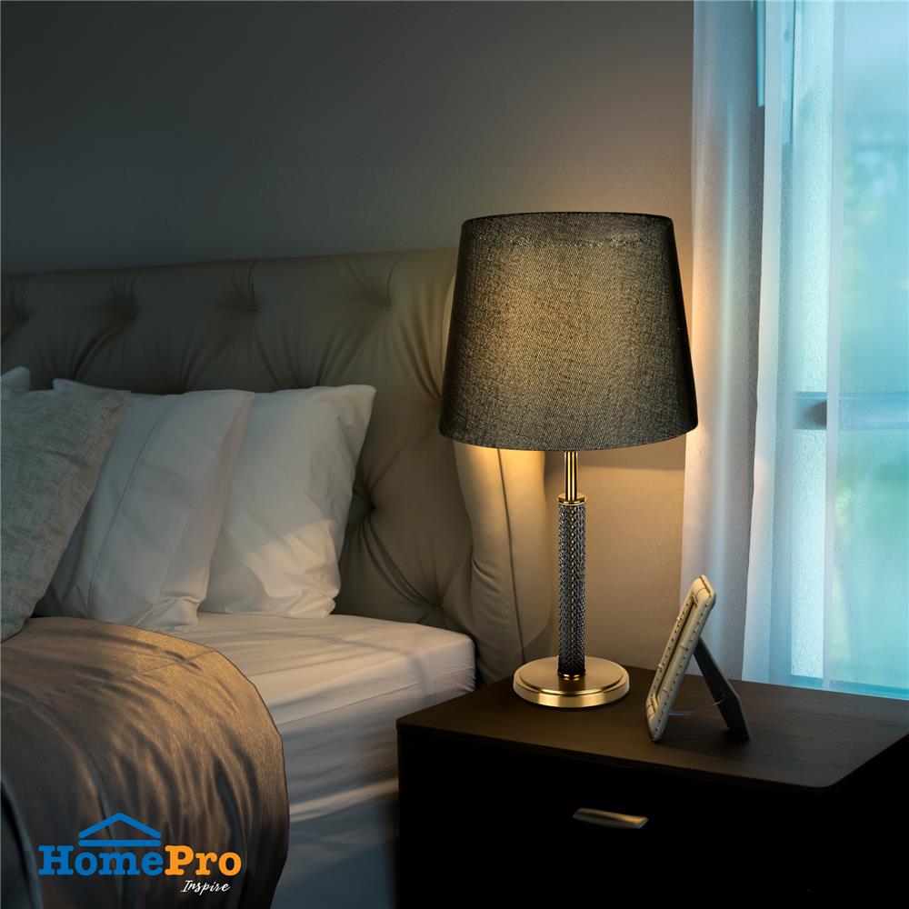 ไฟตั้งโต๊ะ CARINI MT2257 สีดำ/ทอง