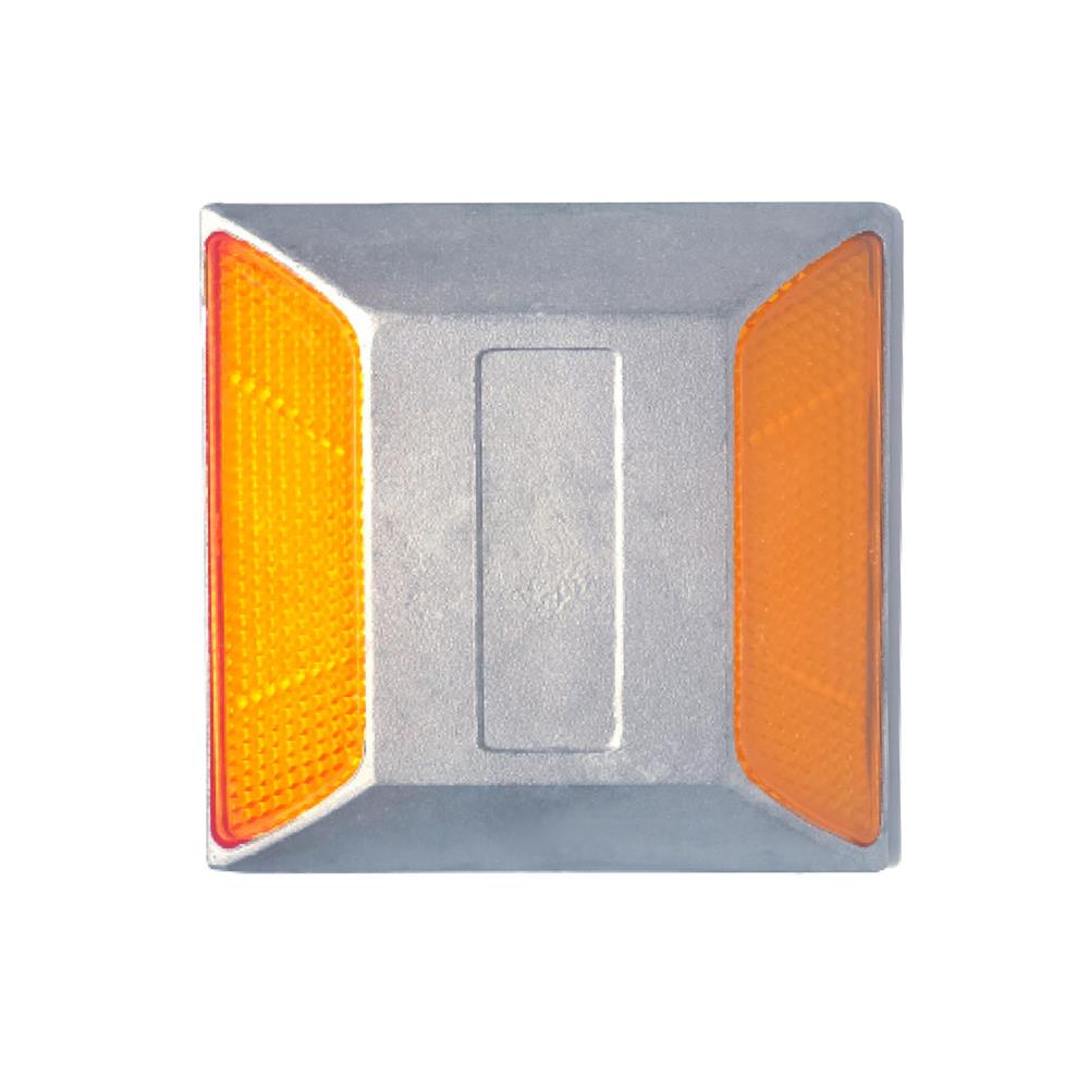 หมุดถนนสะท้อนแสง RIGHT สีเหลือง