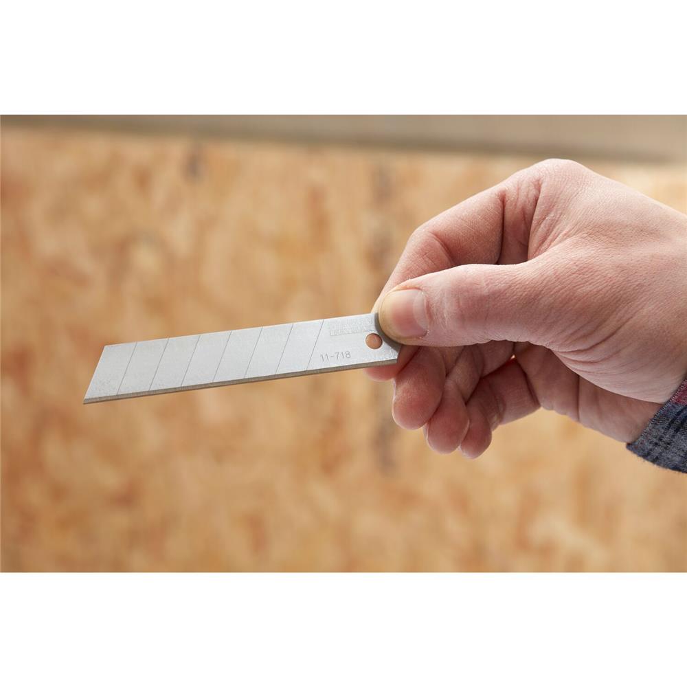 ใบมีดคัตเตอร์ STANLEY FATMAX 18 มม. 5 ใบ