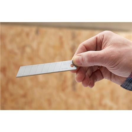 ใบมีดคัตเตอร์ STANLEY FATMAX 18 มม. 5 ใบ_4