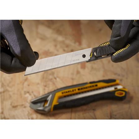 ใบมีดคัตเตอร์ STANLEY FATMAX 18 มม. 5 ใบ_5