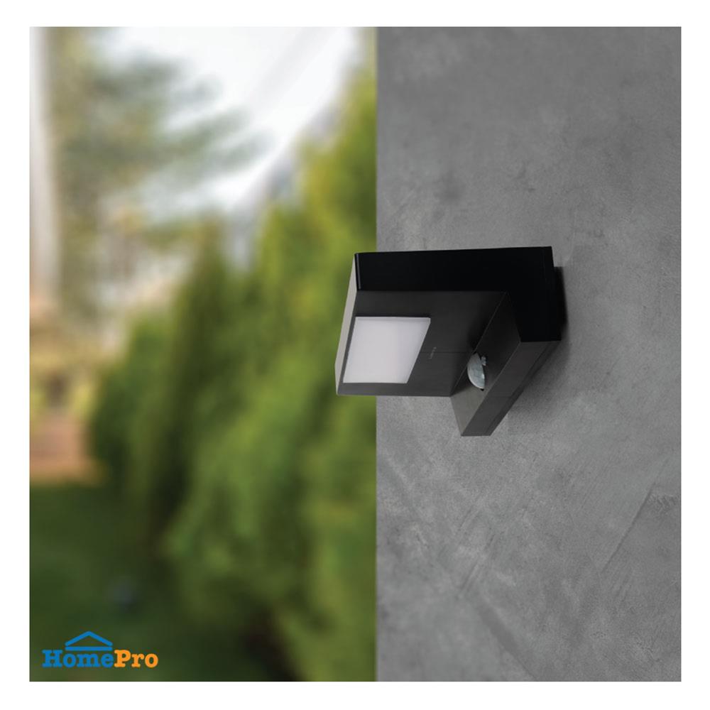 ไฟผนังภายนอก SOLAR LAMPTAN EDGE 10 วัตต์ WARM WHITE สีดำ