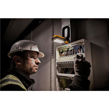 ไฟ LED ส่องทำงานแบบพกพา DEWALT DCL182 5 โวลต์_4