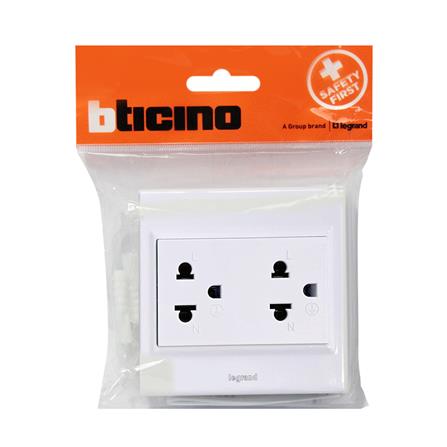 ชุดเต้ารับคู่ 3 ขากลมแบน BTICINO SMR P50404N สีขาว_4