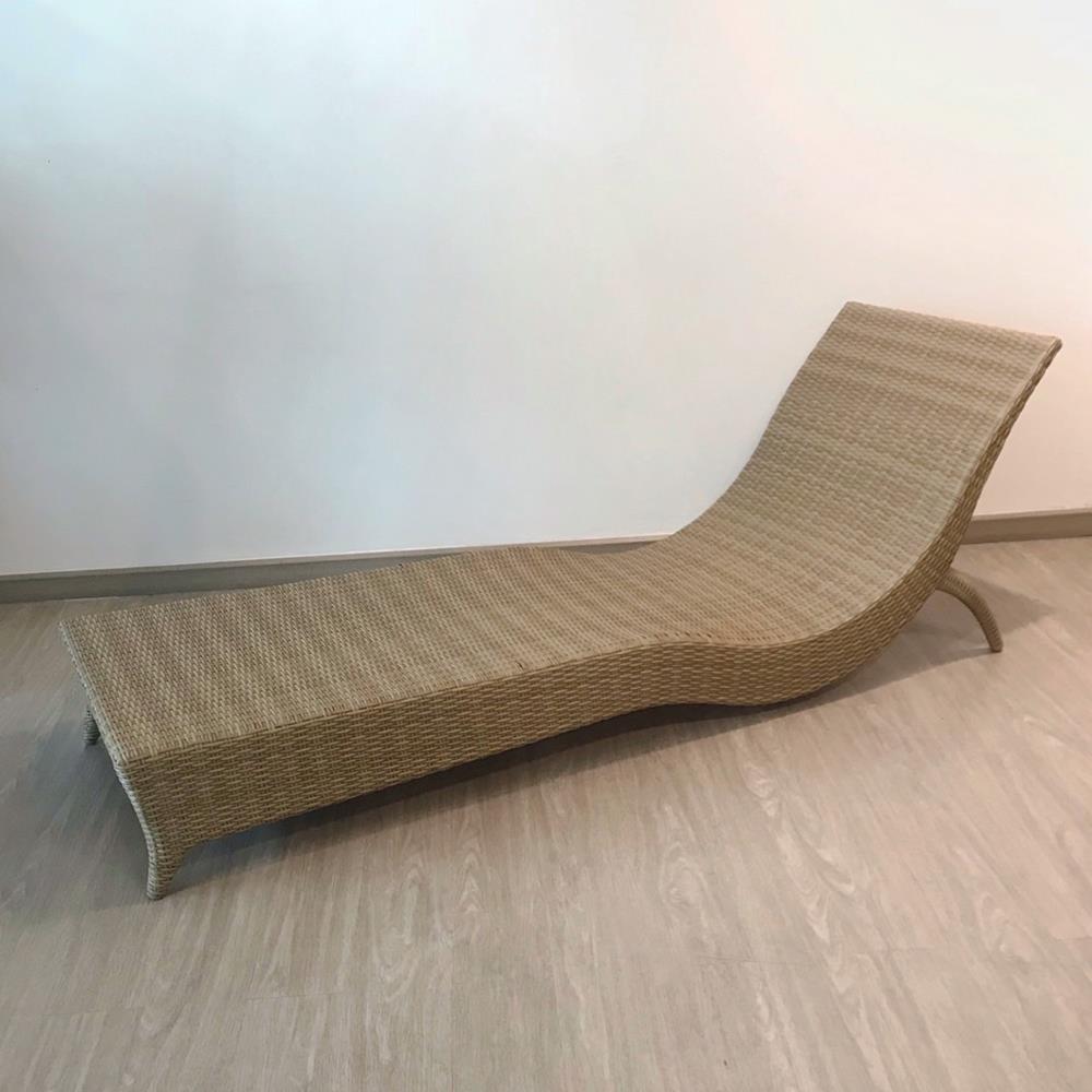 เตียงริมสระ IVY SURF SUNBED SB009 สีน้ำตาล