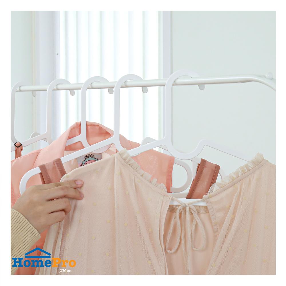 ไม้แขวนเสื้อ PLIM BOWIE สีขาว แพ็ก 5 ชิ้น