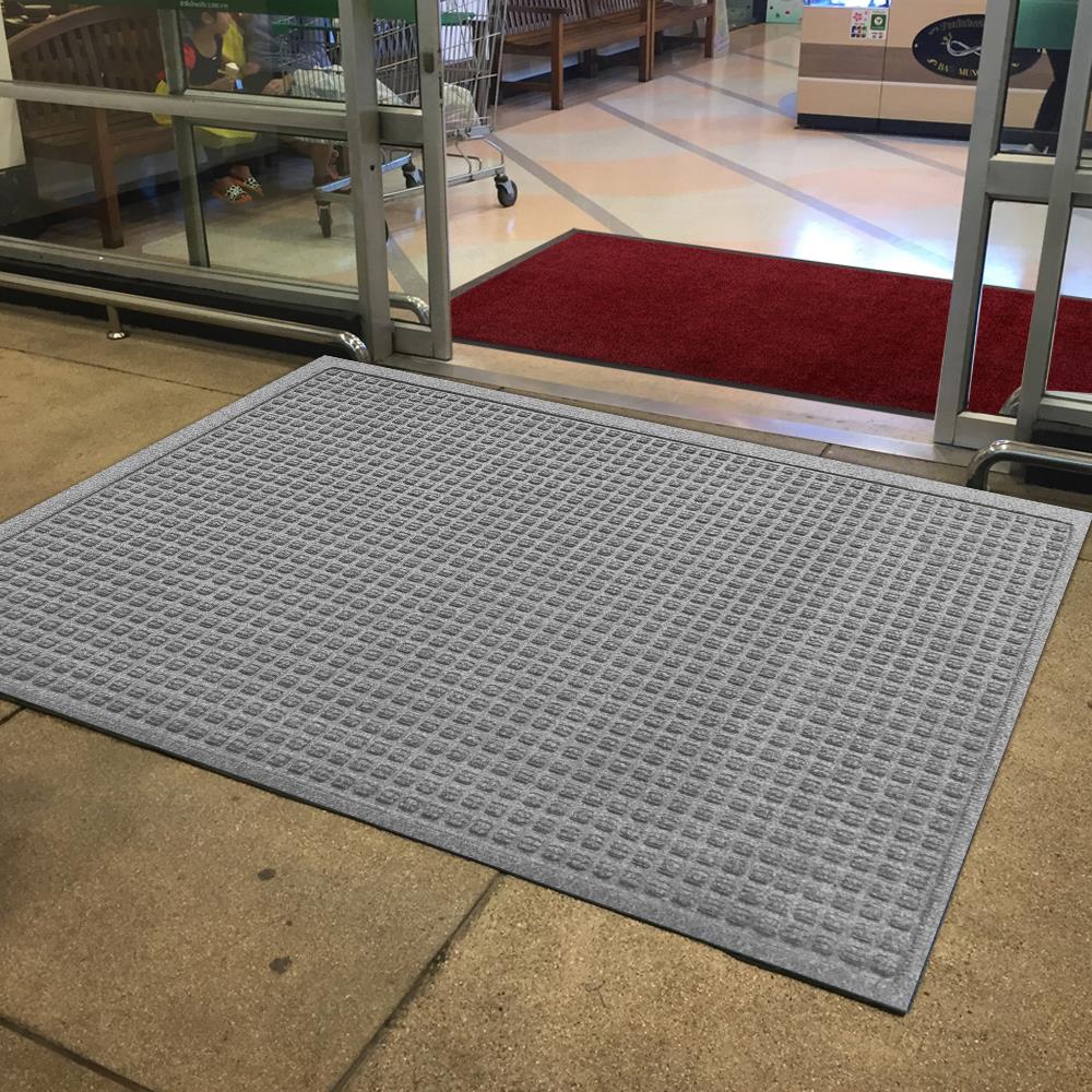 พรมเช็ดเท้าดักฝุ่น KLEEN-TEX WHII 88X146 ซม. สีเทาอ่อน