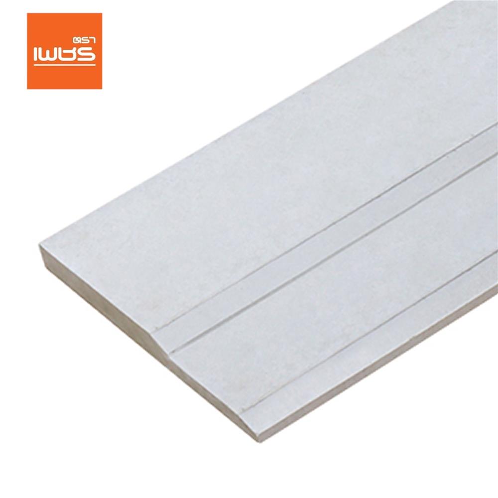 ไม้เชิงชายพลัส ตราเพชร 23x300x1.8 ซม. สีธรรมชาติ