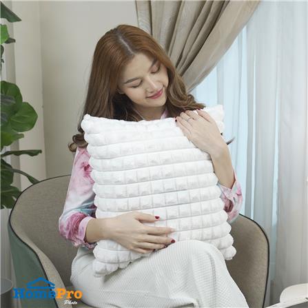 หมอนอิง HOME LIVING STYLE MILKY 18X18 นิ้ว สีขาว_5