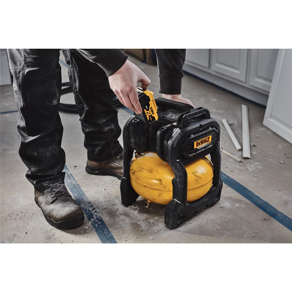 ปั๊มลมไร้สาย (ไม่รวมแบตเตอรี่) DEWALT DCC1020N-KR 10 ลิตร