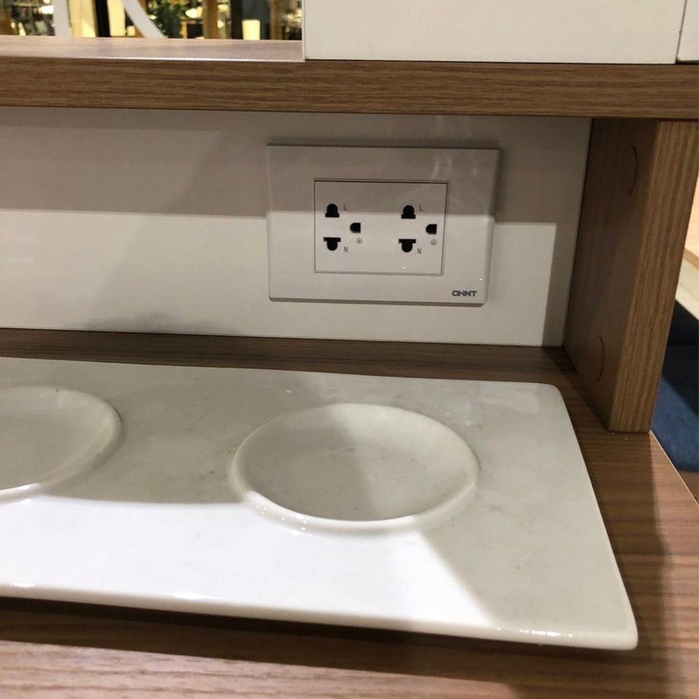 เคาน์เตอร์บาร์ชั้นวางฝั่งขวา SB FURNITURE SATOMI 19210736 140 ซม. สีขาว