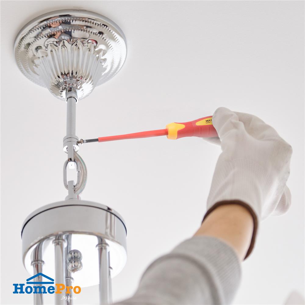 ไขควงกันไฟหัวแบน MATALL 540A4 4 นิ้ว