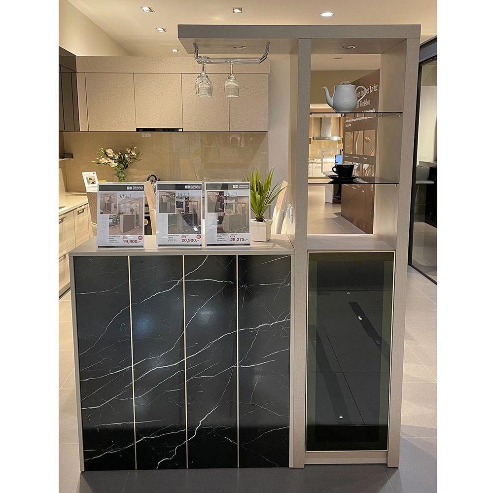 เคาน์เตอร์บาร์ตู้โชว์ฝั่งขวา SB FURNITURE MABEL 19208281 150 ซม. ลายหินอ่อนดำ