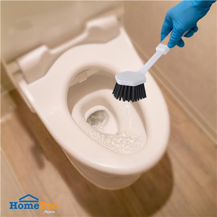 แปรงทำความสะอาดสุขภัณฑ์เข้าซอก ACCO NAMI สีขาว_3