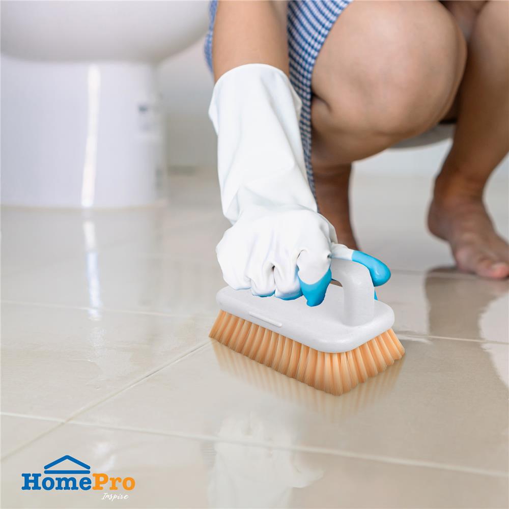 แปรงทำความสะอาดพื้นมือจับ ACCO NAMI