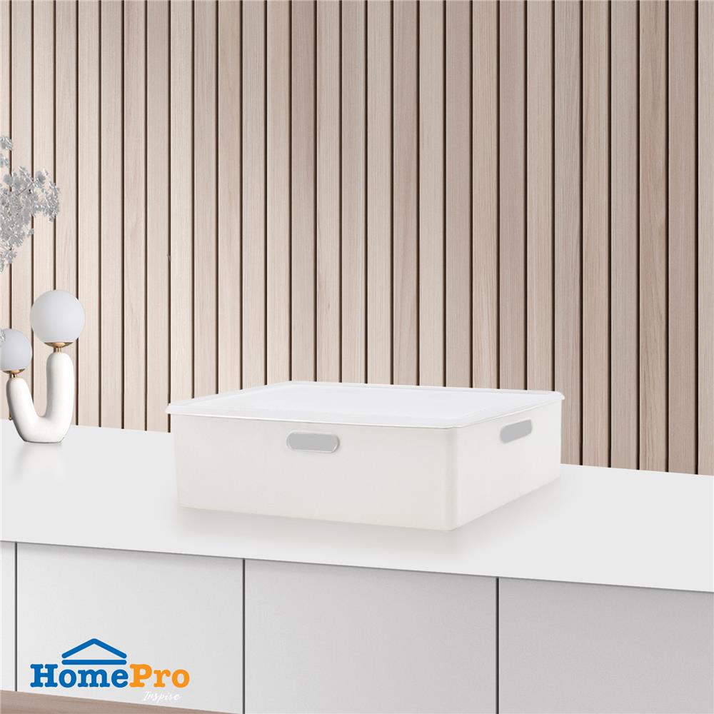 กล่องเก็บของมีฝา STACKO BT30-2 26.3x38.6x12 ซม. สีขาว