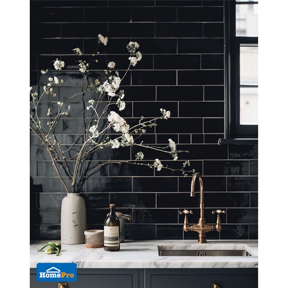 กระเบื้องผนัง 10x30 ซม. TARA กลอสซี่ แบล็ค A 0.99 ตร.ม.