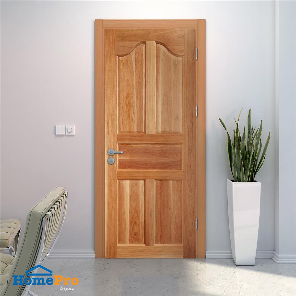 ประตูไม้เนื้อแข็ง AZLE 5 ฟักปีกนก 80X200 ซม. ทำสี ไม่เจาะลูกบิด