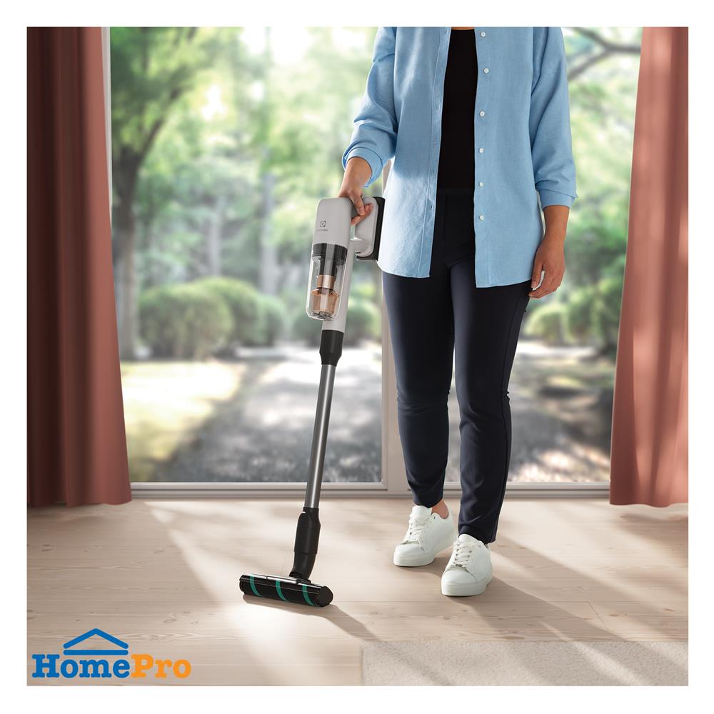 เครื่องดูดฝุ่นแบบด้าม ELECTROLUX EFP71523WH