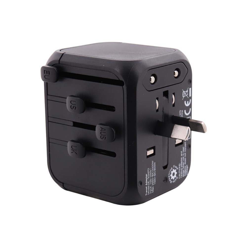 ปลั๊กแปลง 4 IN 1 UNIVERSAL 2 USB 1 TYPE C TOSHINIO DE-30WPD สีดำ