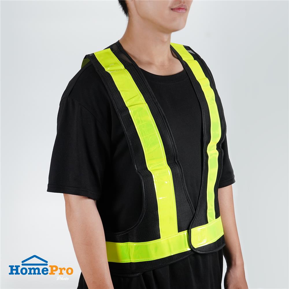 เสื้อจราจรสะท้อนแสง 2 แถบ ทรงวี RIGHT SV01 สีดำ