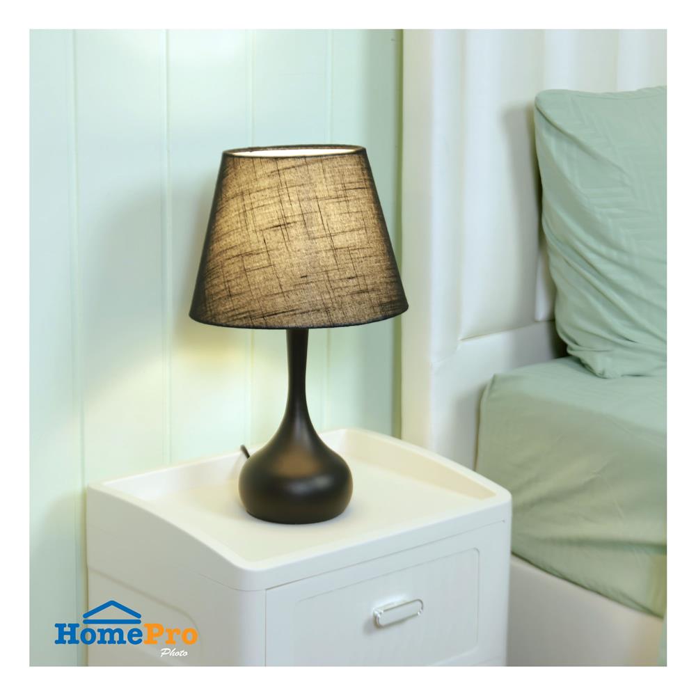 ไฟตั้งโต๊ะ CARINI MT23687BK สีดำ