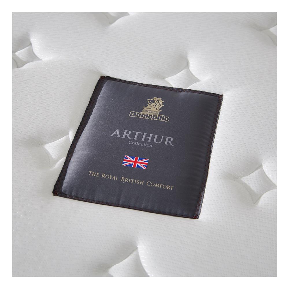 ที่นอน 5 ฟุต DUNLOPILLO ARTHUR พร้อมชุดเครื่องนอน 11 ชิ้น