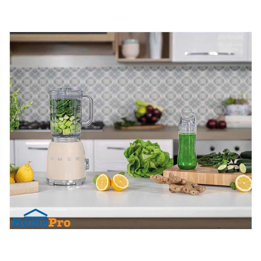 เครื่องปั่นน้ำผลไม้ SMEG BLF03CREU 1.5 ลิตร สีครีม
