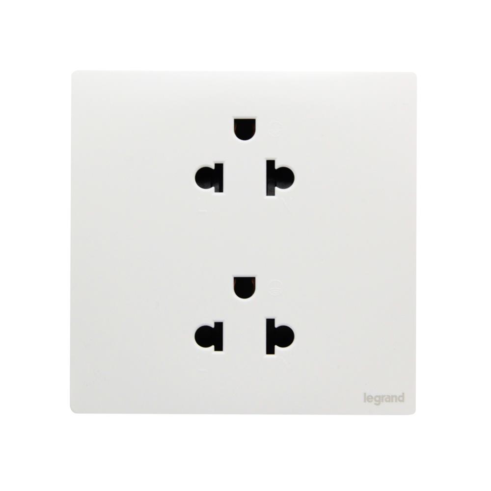 เต้ารับคู่ 3 ขา BTICINO MALLIA SENSES S281104MW สีขาว