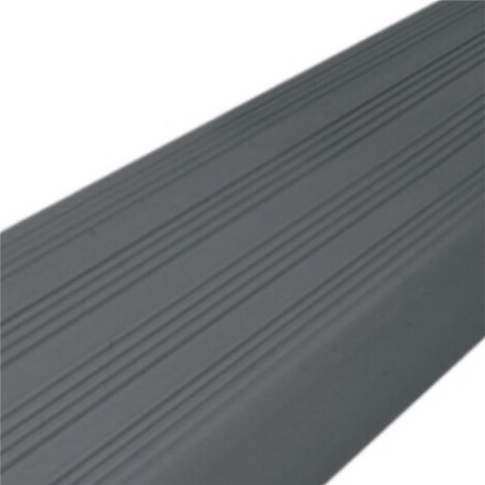 จมูกบันได PVC จระเข้ พลัส ไมโครแบน 2 ม. สีเทาธรรมชาติ