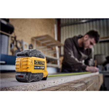 ตลับเมตรหุ้มยาง พร้อมตัวล็อก DEWALTD WHT38118-30 8 ม._3