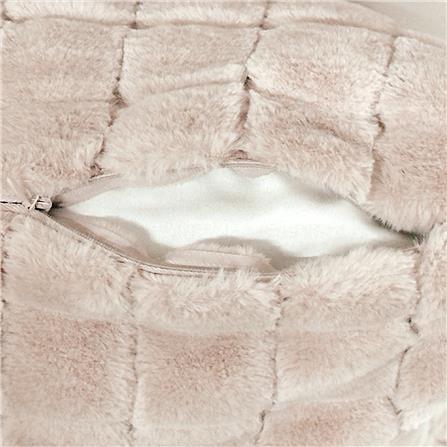 หมอนอิง HOME LIVING STYLE HILLARY 18X18 นิ้ว สีน้ำตาลอ่อน_3