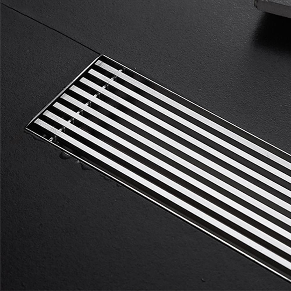 รางน้ำทิ้ง CASSA CL0216 20 ซม. สีเงิน