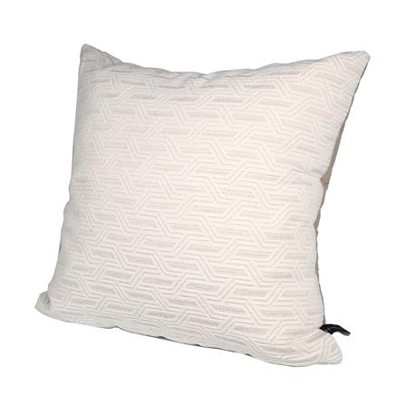 หมอนอิง BENETTA QUEENA 18X18 นิ้ว สีครีม_4
