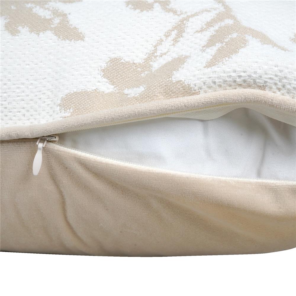 หมอนอิง BENETTA QUEENA 18X18 นิ้ว สีเบจ