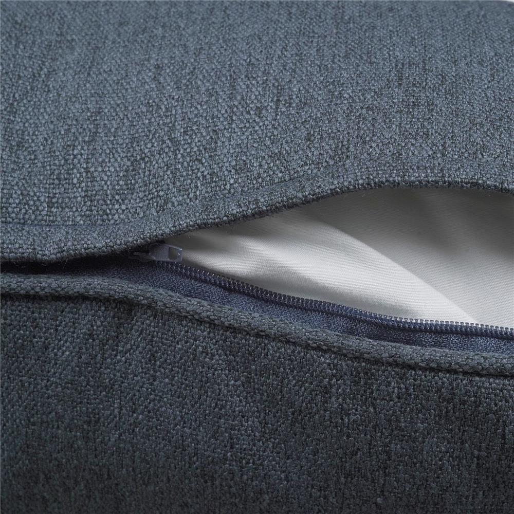 หมอนอิงกันน้ำ HOME LIVING STYLE KLASS 18X18 นิ้ว สีน้ำเงิน