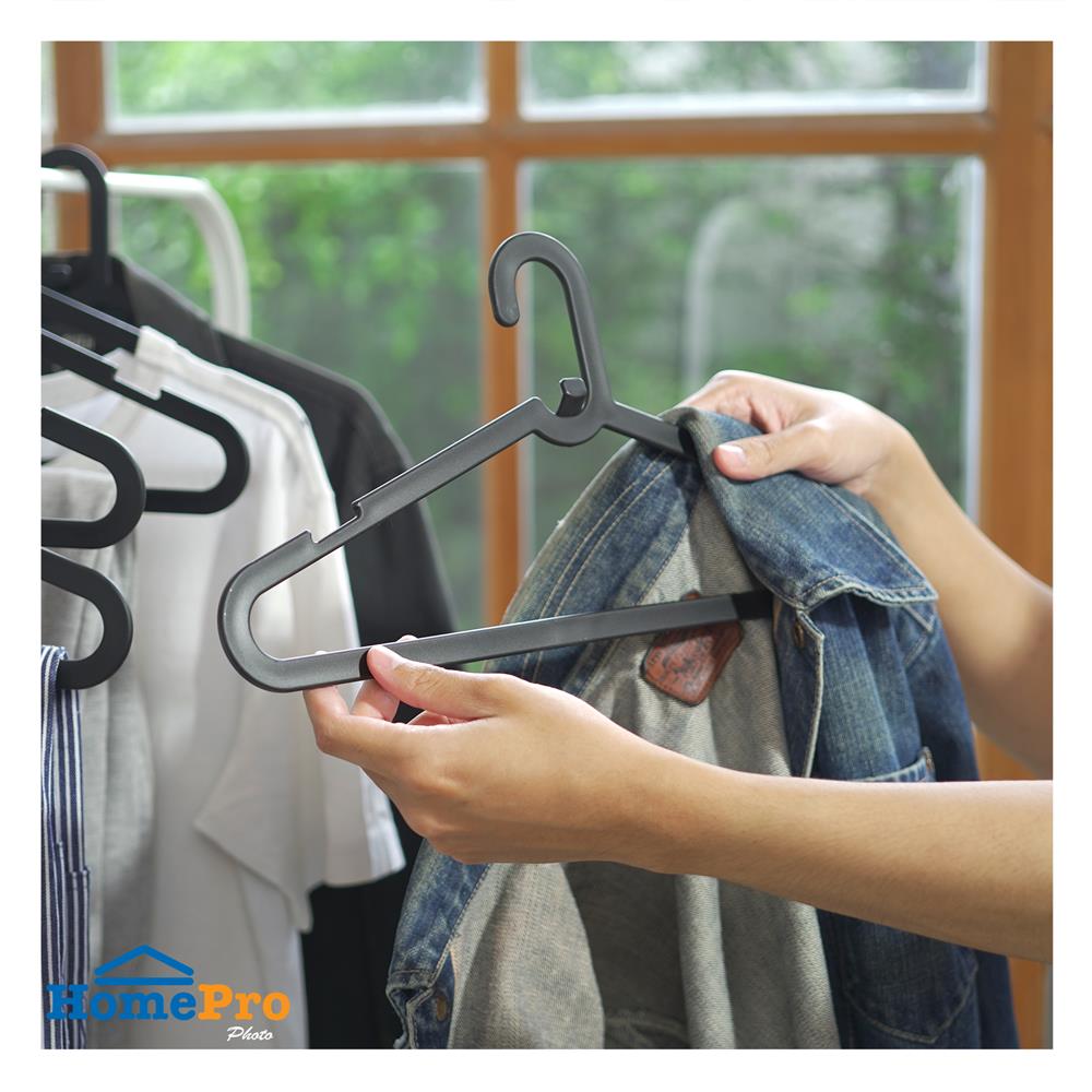 ไม้แขวนเสื้อ PLIM STACK สีดำ แพ็ก 6 ชิ้น