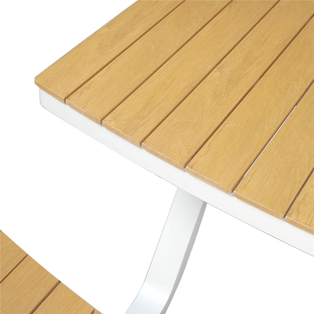 ชุดสนาม 6 ที่นั่ง BENETTA MIRALY สีขาว